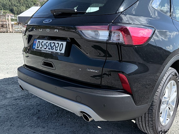 Ford Kuga 8 of 29
