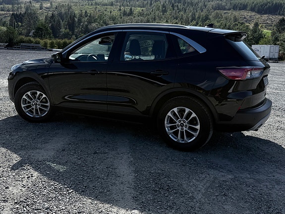 Ford Kuga 10 of 29