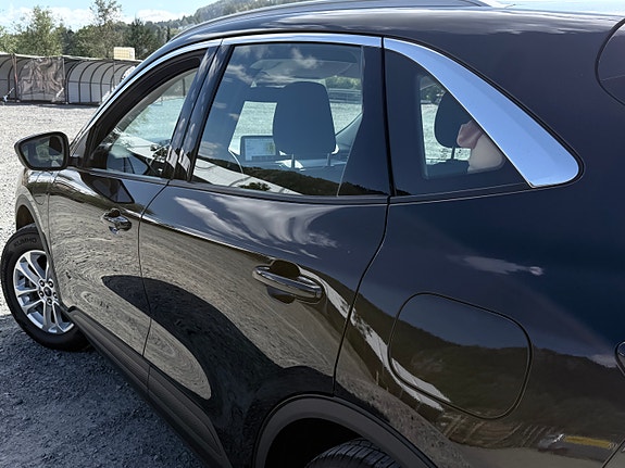 Ford Kuga 11 of 29