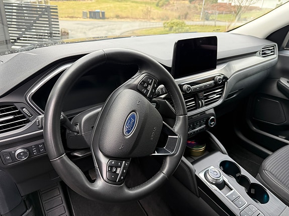 Ford Kuga 21 of 29