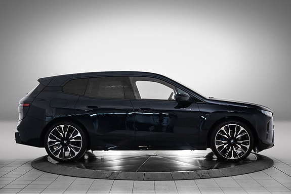 BMW iX 6 of 25