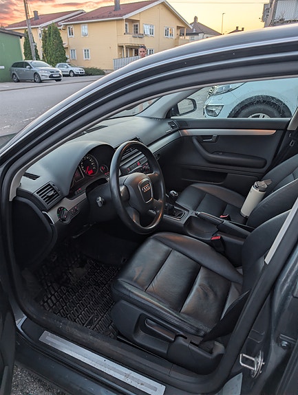 Audi A4 10 of 12