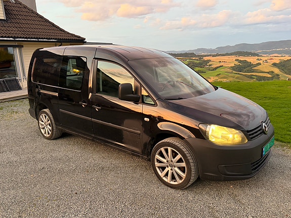 Volkswagen Caddy Maxi 4 of 14