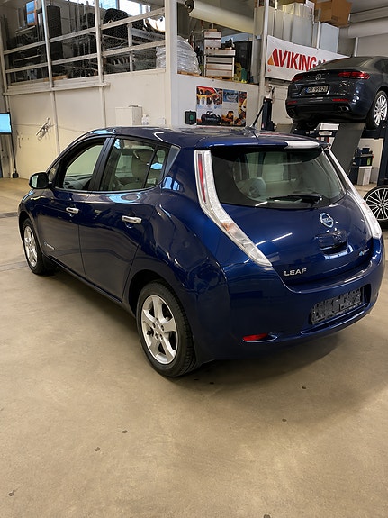 Nissan Leaf 5 of 9