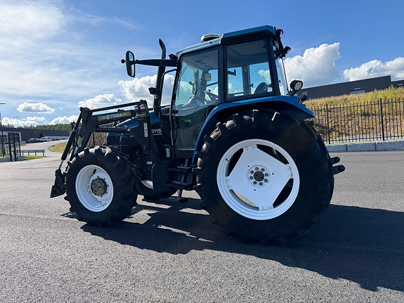 New Holland TS 115 9 of 30