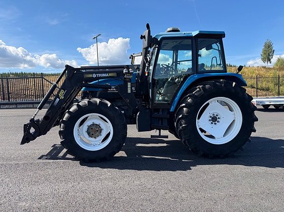 New Holland TS 115 7 of 30