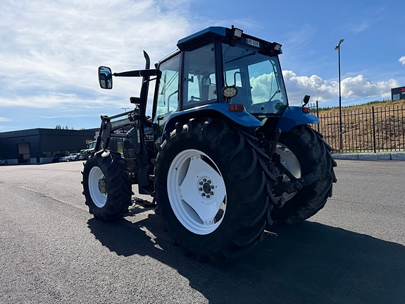 New Holland TS 115 11 of 30