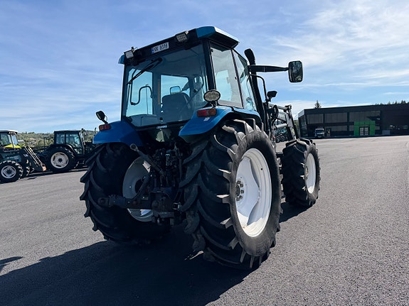 New Holland TS 115 16 of 30
