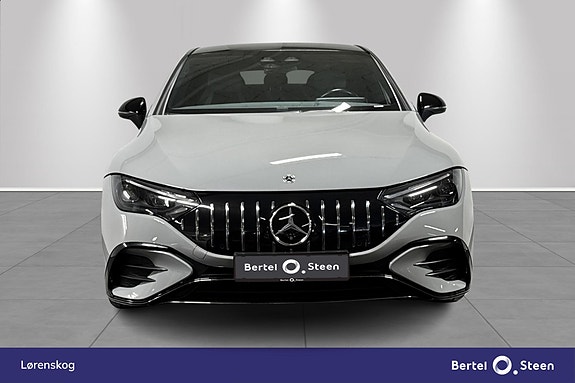 Mercedes-Benz EQE43 8 of 30