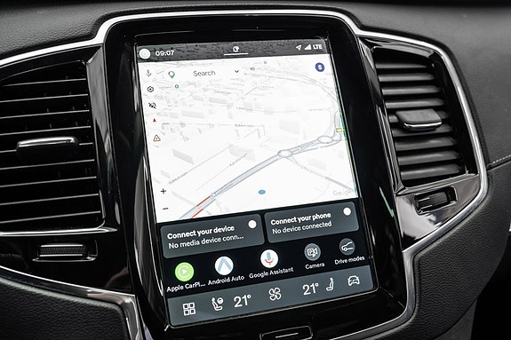 Volvo XC90 21 of 30