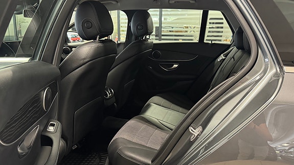 Mercedes-Benz C220 d 12 of 30