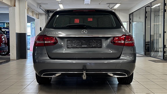 Mercedes-Benz C220 d 5 of 30