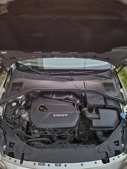 Volvo V60 5 of 27