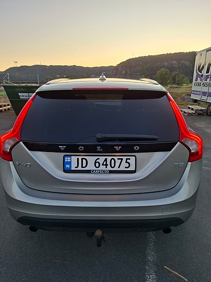 Volvo V60 3 of 27