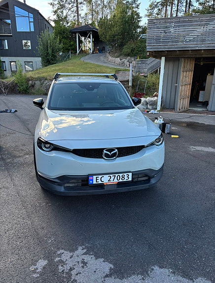 Mazda MX-30 4 of 12