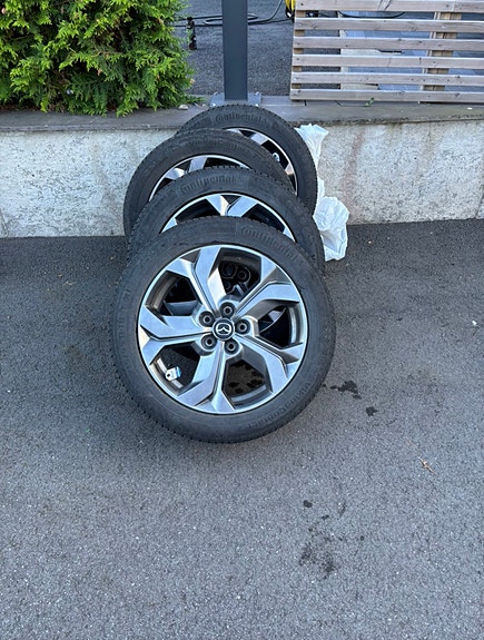 Mazda MX-30 7 of 12