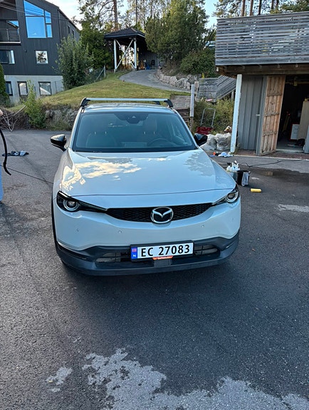 Mazda MX-30 3 of 12