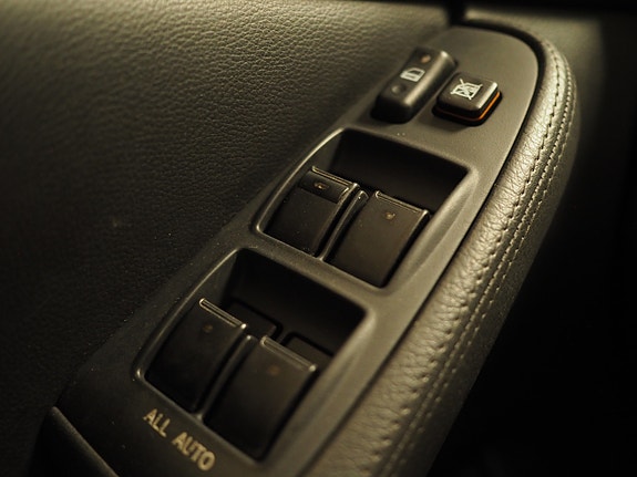 Toyota Avensis 30 of 30