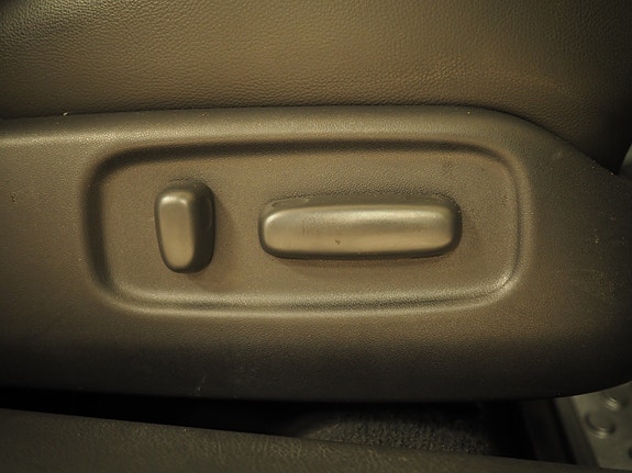 Toyota Avensis 16 of 30