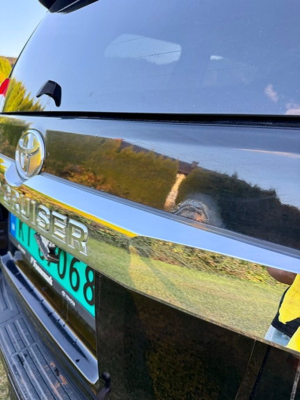 Toyota Land Cruiser 29 of 30
