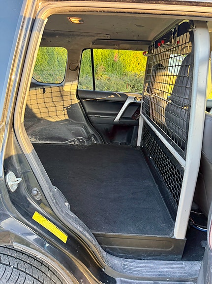 Toyota Land Cruiser 19 of 30