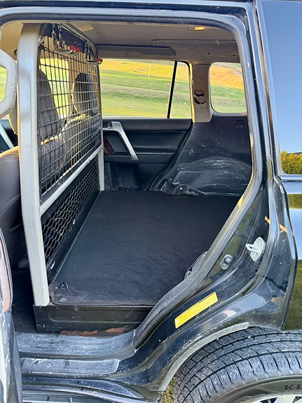 Toyota Land Cruiser 22 of 30