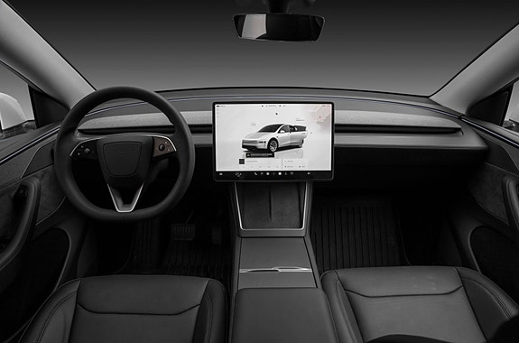 Tesla Model Y 17 of 22