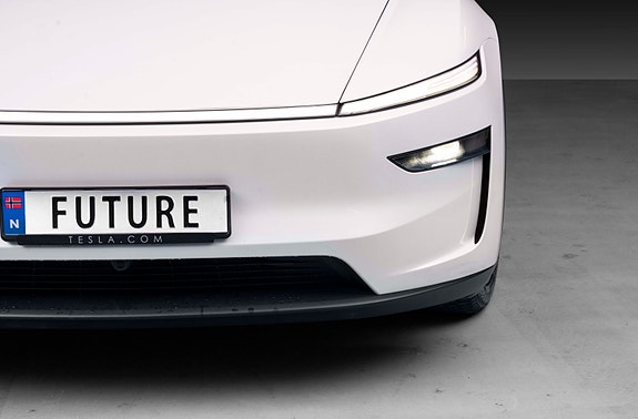 Tesla Model Y 4 of 22