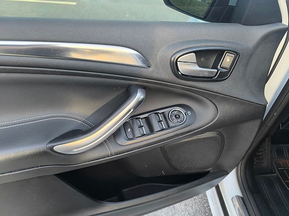 Ford S-MAX 15 of 15
