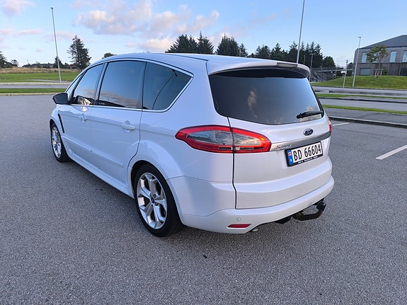 Ford S-MAX 4 of 15
