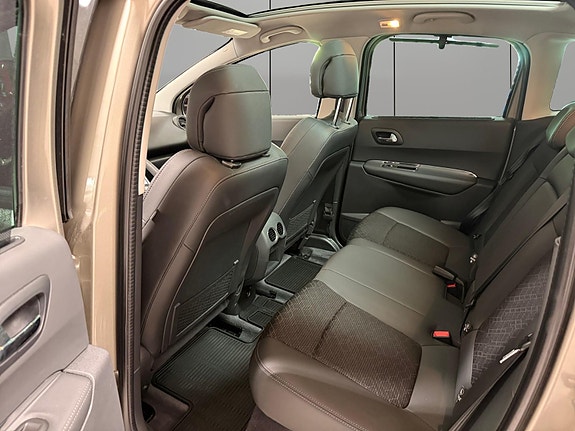 Peugeot 3008 24 of 30