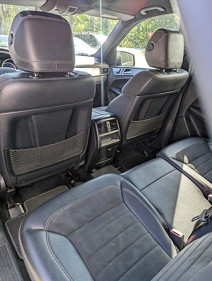 Mercedes-Benz ML250 14 of 14