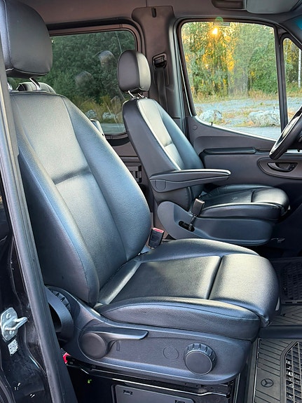 Mercedes-Benz Sprinter 516 18 of 30