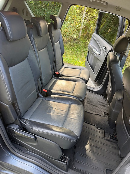 Ford S-MAX 15 of 19
