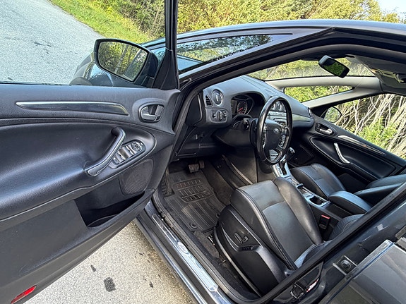 Ford S-MAX 10 of 19