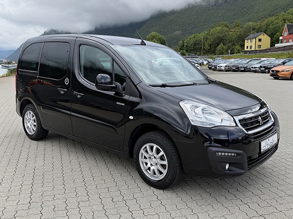 Peugeot Partner 2 of 11