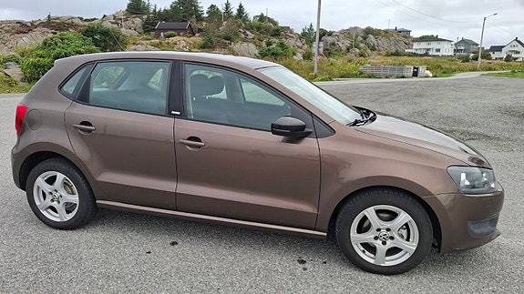 Volkswagen Polo 10 of 19