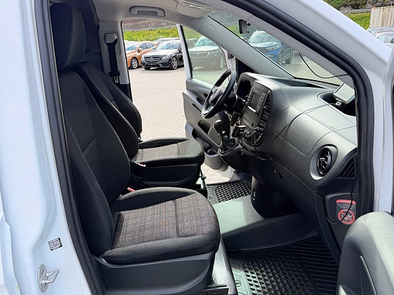 Mercedes-Benz Vito 111 8 of 10