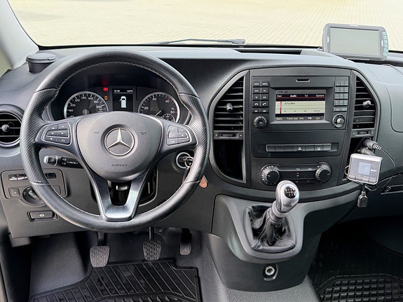 Mercedes-Benz Vito 111 6 of 10