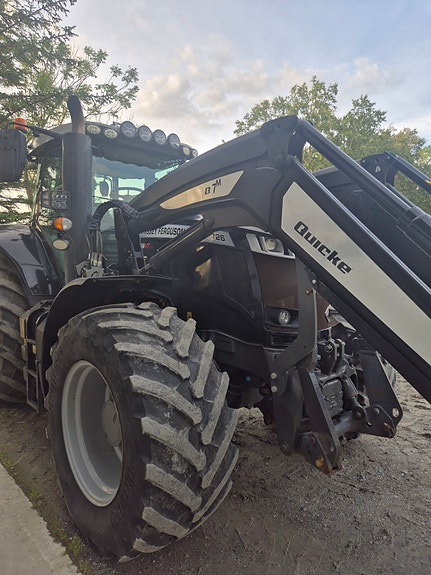 Massey Ferguson MF7726S Dyna-VT 4 of 21