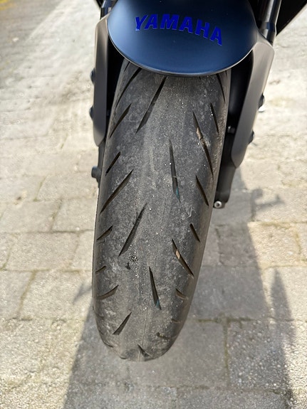 Yamaha R7 5 of 7