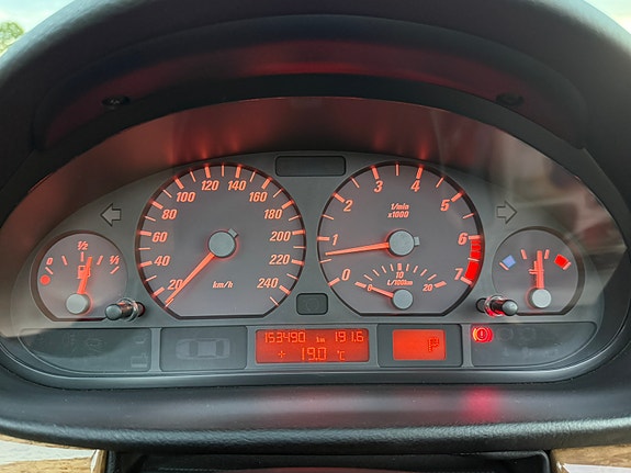 BMW 320Ci 28 of 30