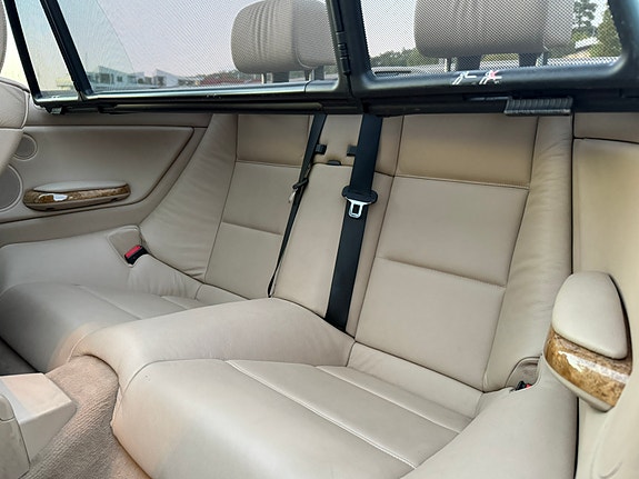 BMW 320Ci 23 of 30