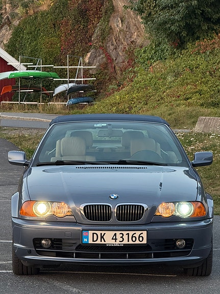 BMW 320Ci 10 of 30
