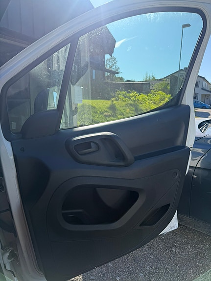 Peugeot Partner 14 of 17