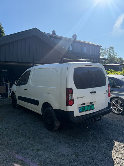 Peugeot Partner 2 of 17