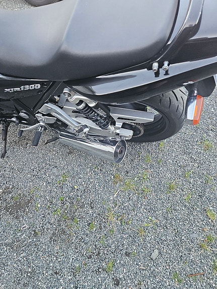 Yamaha XJR 1300 7 of 8