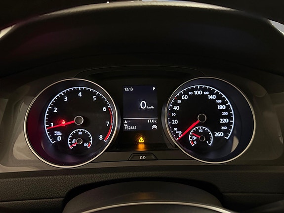 Volkswagen Golf Alltrack 16 of 30