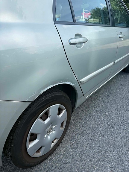 Toyota Corolla 13 of 13