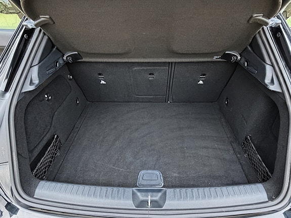 Mercedes-Benz GLA45 11 of 11